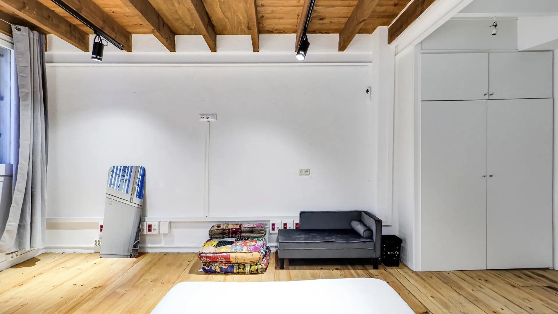 Holiday home Bonita Casa En Parc Guell Barcelona Villa