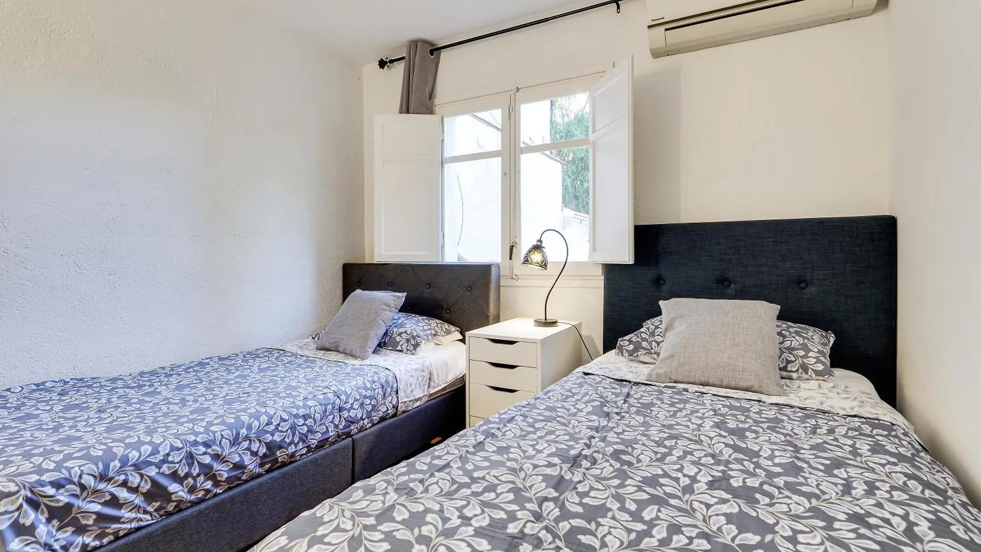 Holiday home Bonita Casa En Parc Guell Barcelona Villa Spain