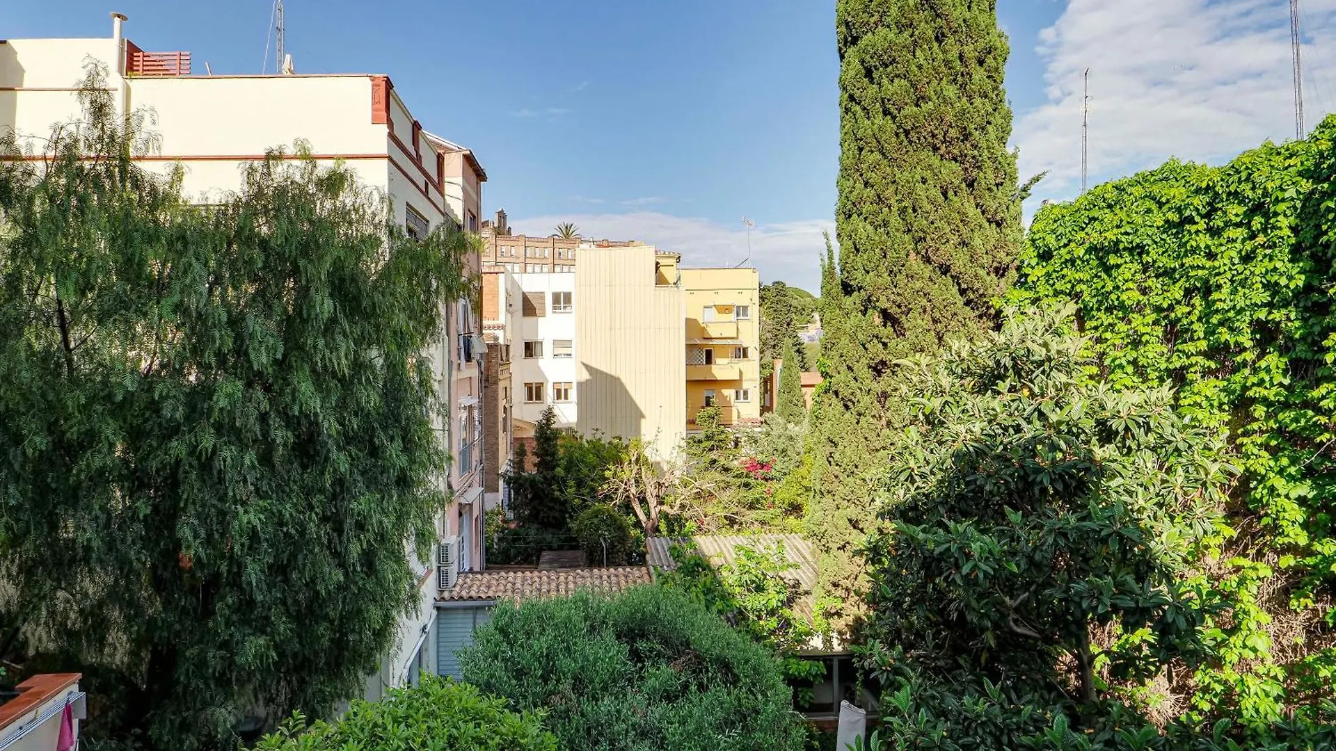 Holiday home Bonita Casa En Parc Guell Barcelona Villa